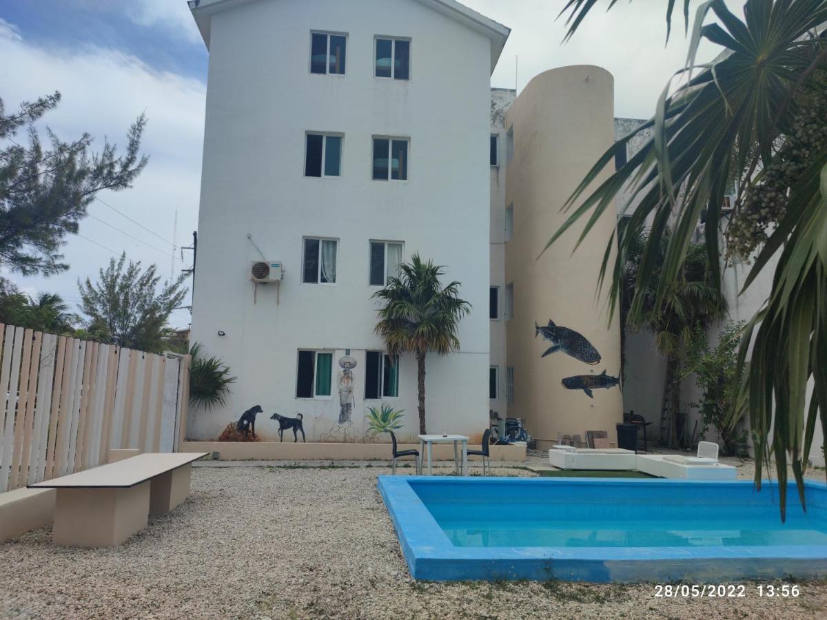 Punta Sam Hostel Cancun Exterior photo