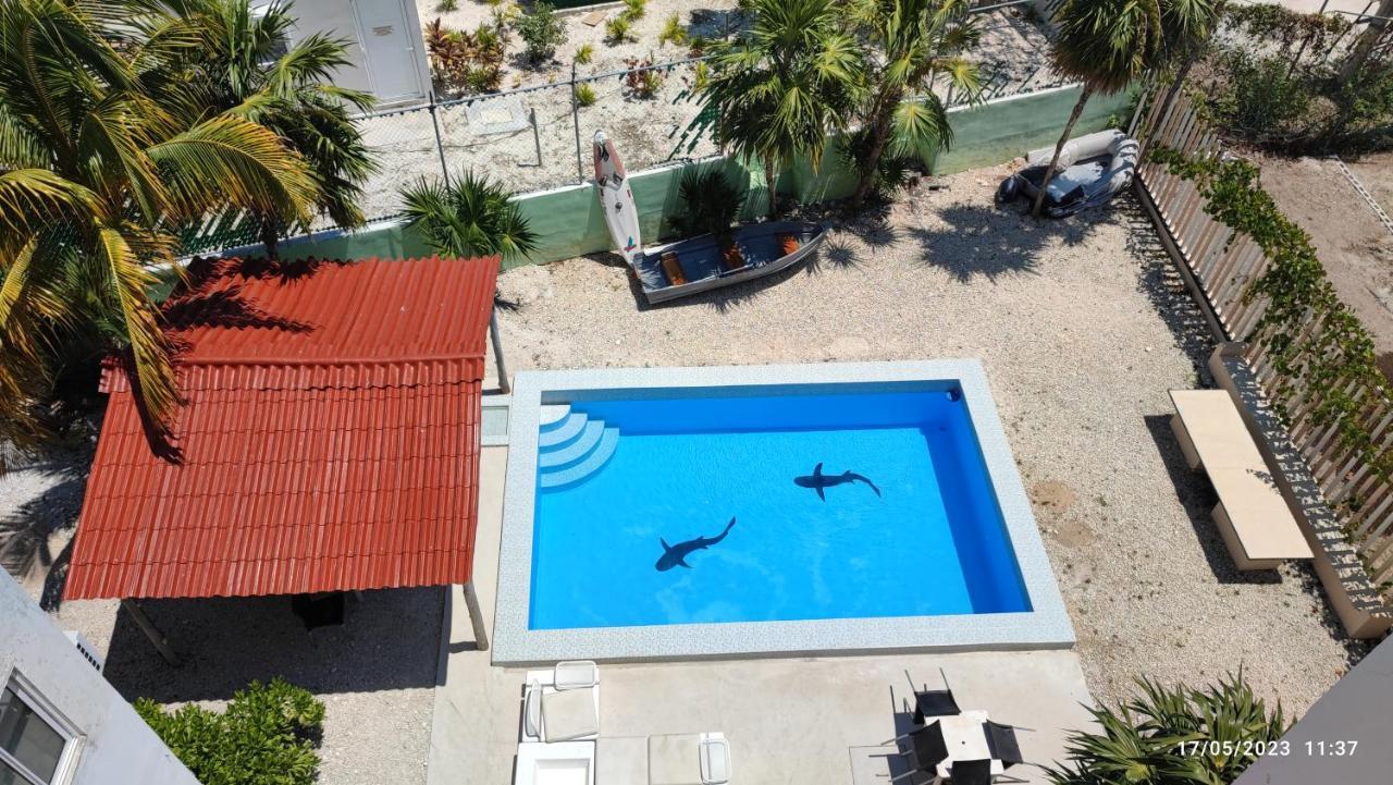 Punta Sam Hostel Cancun Exterior photo